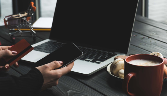 Apple, Safari 14 and FIDO2
